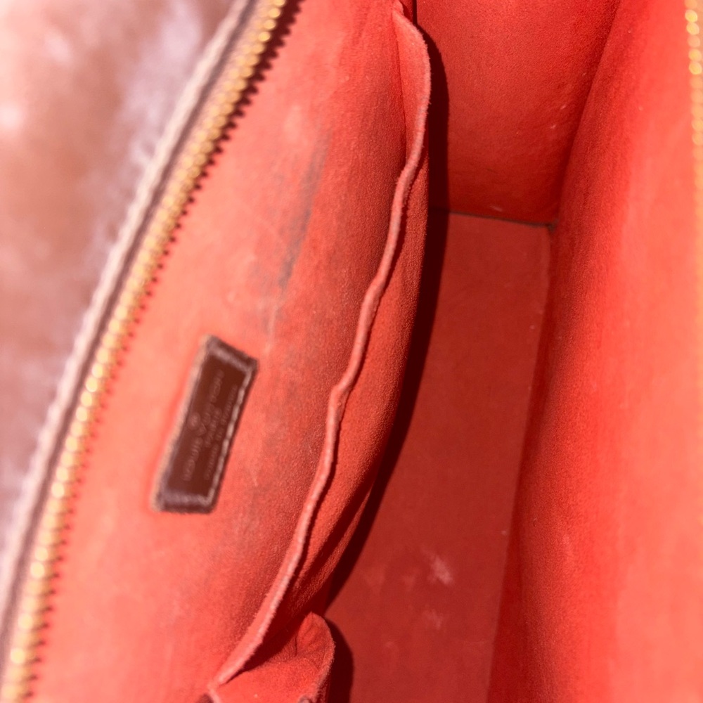 Louis Vuitton red Interior Leather Bag some corner damage - Picture 15 of 15